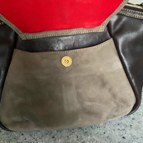 Dooney and Bourke leather/suede bag - Picture 3 of 4